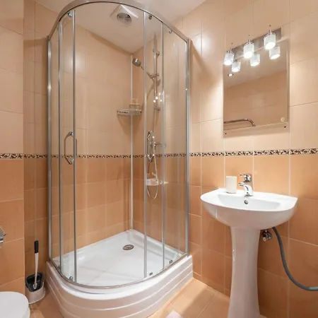 Apartment Contemporary 2bd Apartment, Riga, Center