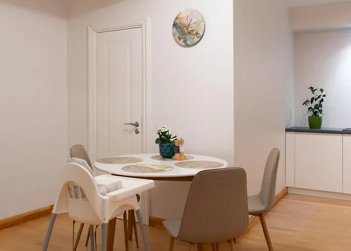 Contemporary 2bd Apartment, Riga, Center Lägenhet *