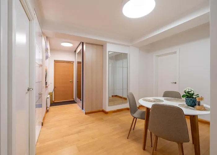 Apartment Contemporary 2bd Apartment, Riga, Center Riga