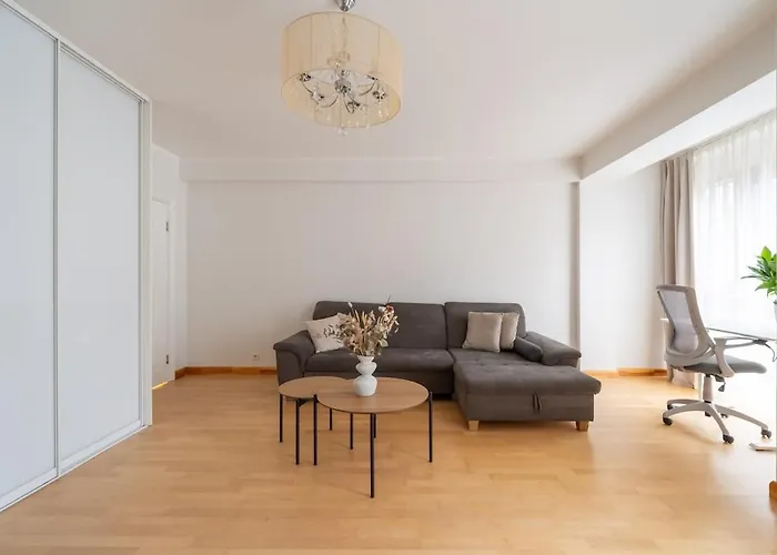 Contemporary 2bd Apartment, Riga, Center * Riga