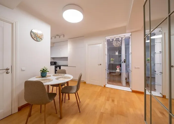 Contemporary 2bd Apartment, Riga, Center Apartment Riga