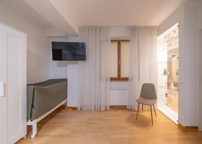 Contemporary 2bd Apartment, Riga, Center *