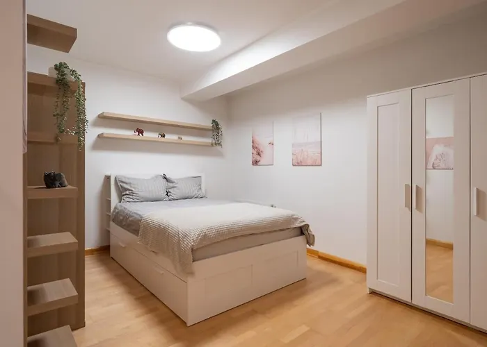 Lägenhet Contemporary 2bd Apartment, Riga, Center Riga