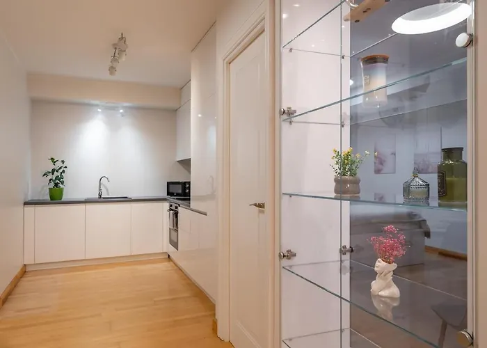 Contemporary 2bd Apartment, Riga, Center