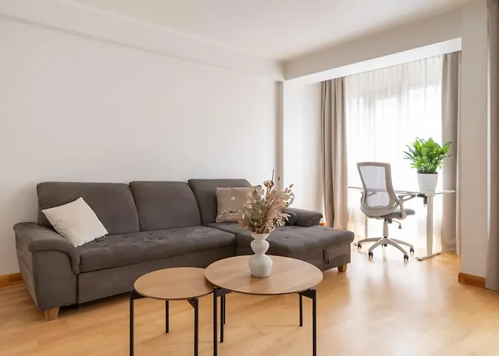 Contemporary 2bd Apartment, Riga, Center