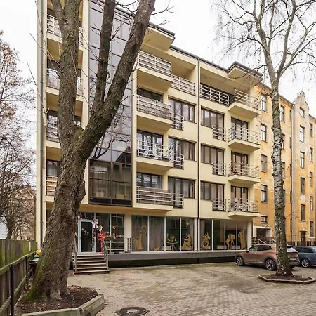 Contemporary 2bd Apartment, Riga, Center Apartment *